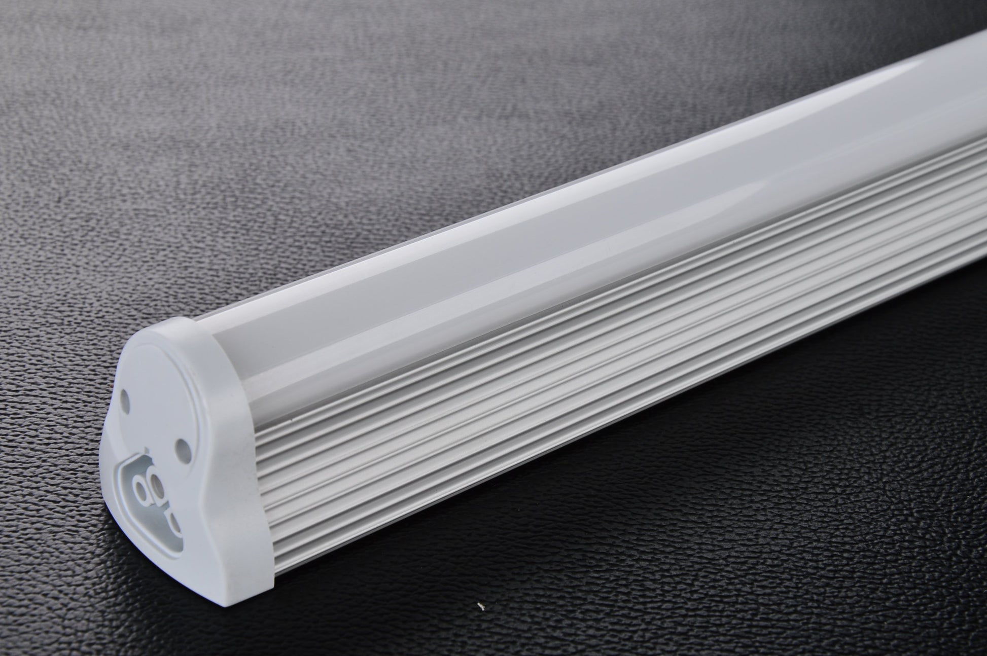 T5 Under Cabinet Lighting: Led 4ft 15w 6500k Bright 1500 Lm - Led Light Canada